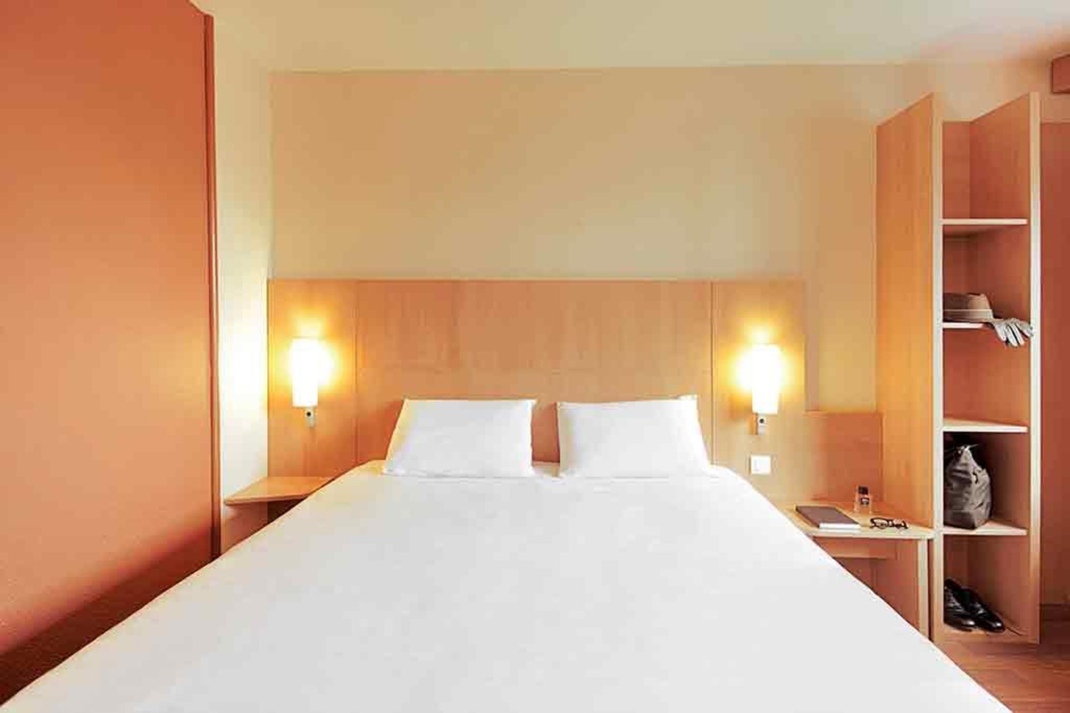 Ibis Madrid Calle Alcala Luaran gambar