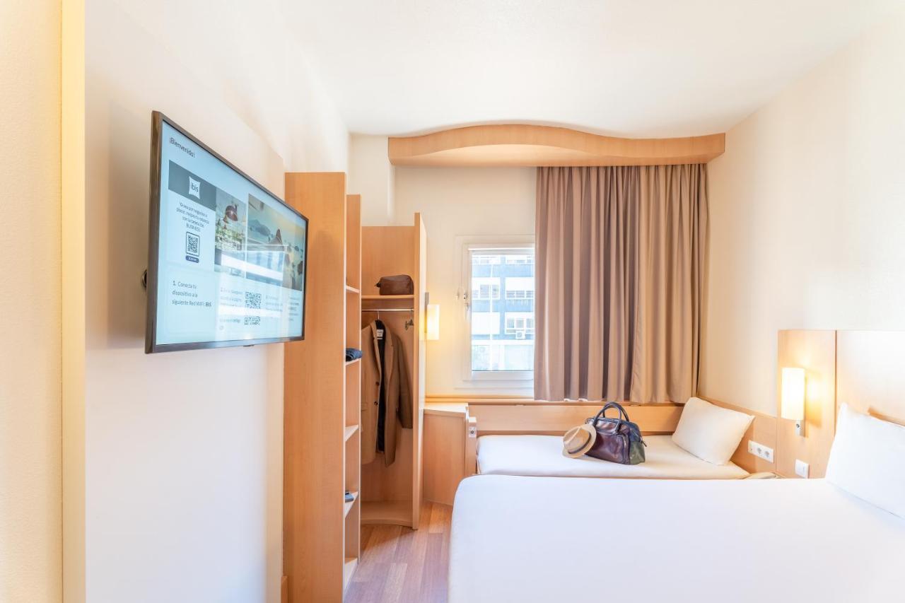 Ibis Madrid Calle Alcala Luaran gambar