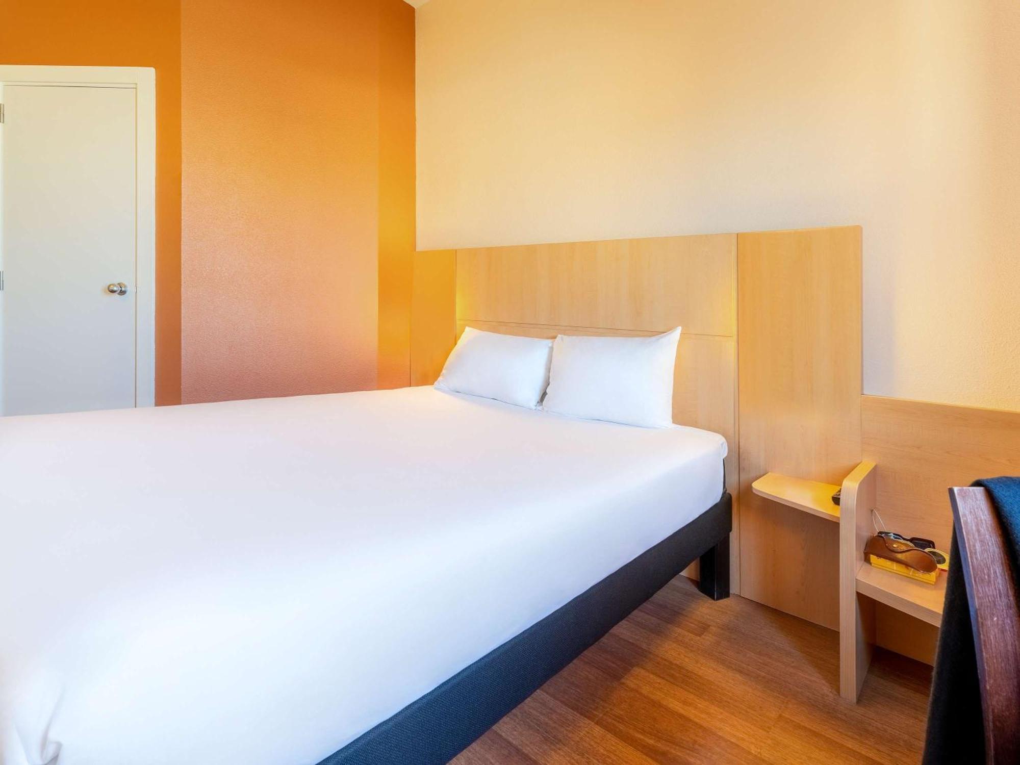 Ibis Madrid Calle Alcala Luaran gambar